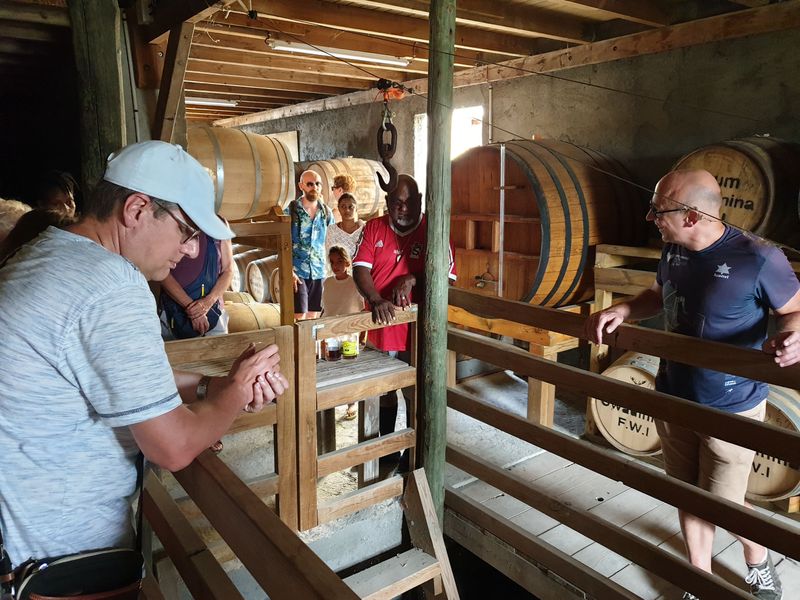 rhumerie-gwadinina_2