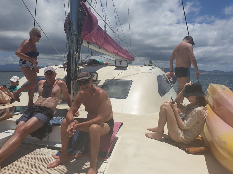 entre-lile-fajou-et-la-barriere-de-corail