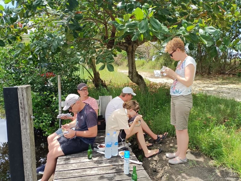 pause-dej-a-morne-a-leau_2